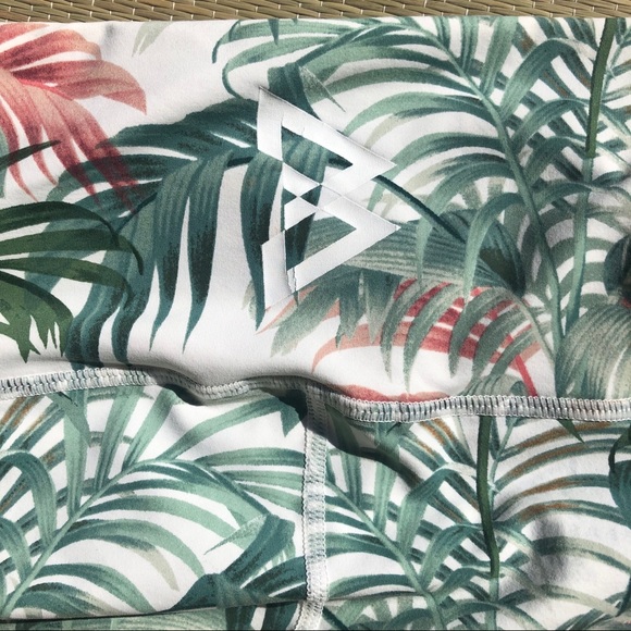 Beast Mode Tropical print Leggings size small - Picture 3 of 5